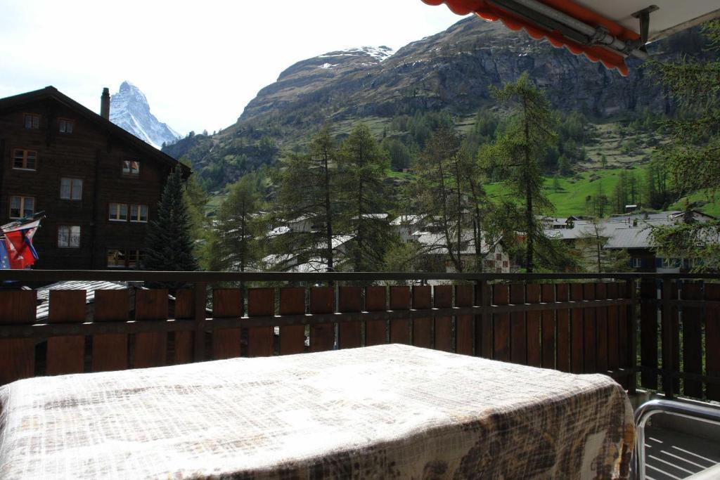 Myzermatt Monazit Apartment Room photo